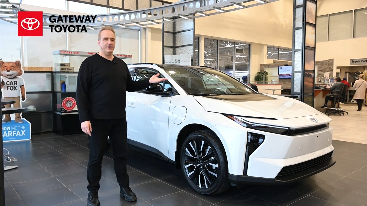 Discover the Future: The All-Electric 2026 Toyota bZ Limited at Gateway Toyota